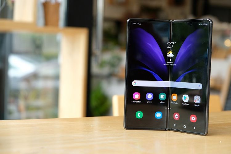 Samsung Galaxy Z Fold 2 