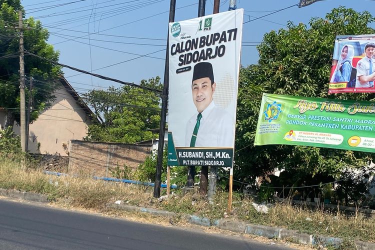 Baliho Bacakada Sidoarjo, Subandi, yang diminta diturunkan DPC PKB, Sabtu (7/9/2024).