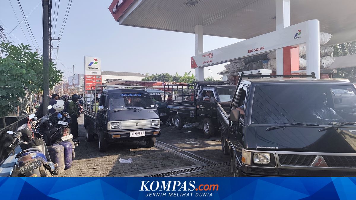 Antrean BBM 500 Meter, Polisi Hentikan Sementara Pengisian di SPBU Junok Bangkalan