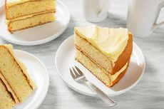 3 Cara Bekukan Kue Potong Tanpa Merusak Hiasan dan Tekstur Cake