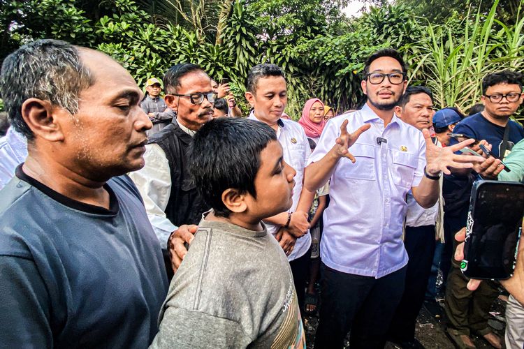 Anak Makan Rumput di Bandung Barat Tak Pernah Terima Bansos, Dinsos Akui Salah Data