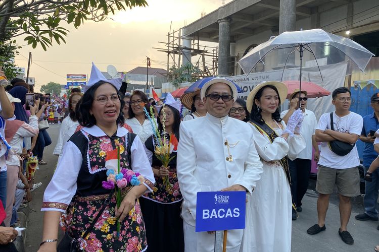 Parade 12 Marga Meriahkan Festival Heritage Depok Lama, Peserta Kenakan Busana Tempo Dulu