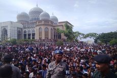 Ribuan Muslim Khusuk Gelar Aksi Bela Rohingya di Magelang