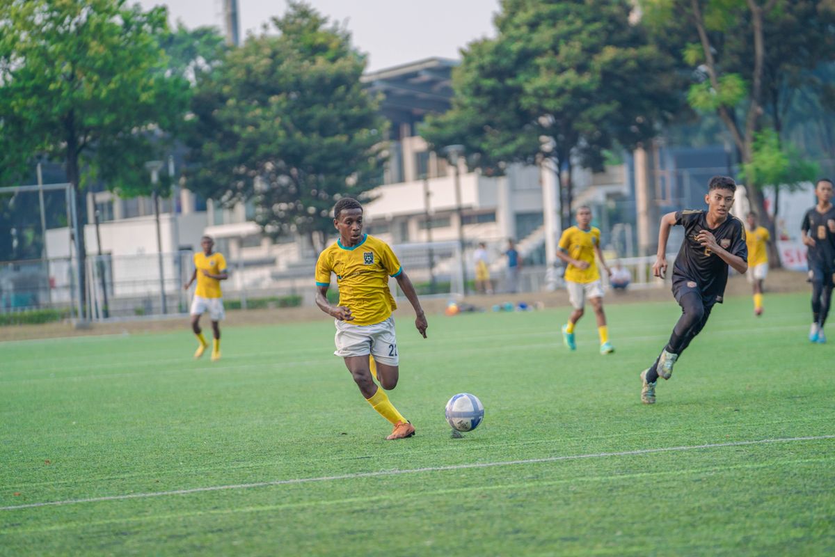 Salah satu siswa Papua Football Academy (PFA) yang mengikuti Seleksi Tim Nasional (Timnas) Indonesia U-16 Putra Indonesia di Jakarta, Yulius Watikitaka Pigay.
