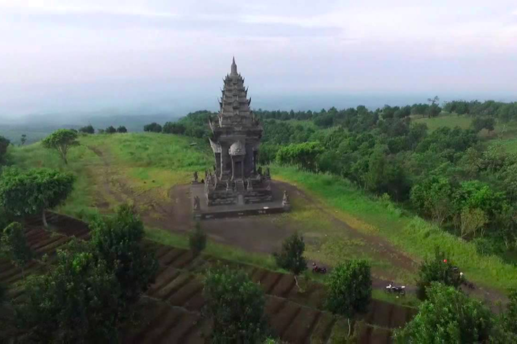 Candi Jawar Ombo di Kabupaten Malang