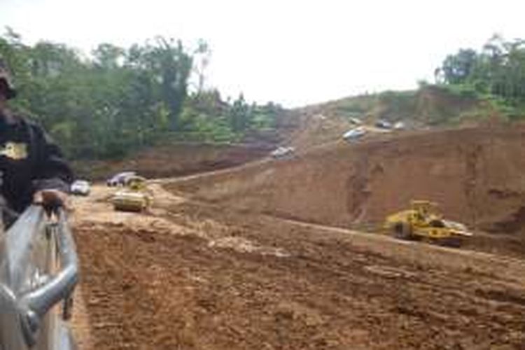 Kondisi aktual Jalan Tol Bawen-Salatiga pada Rabu (8/6/2016).