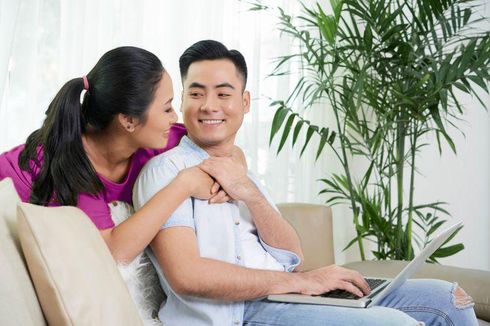 5 Tipe Cowok yang Tak Pernah Susah Dapat Pasangan