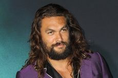 Jason Momoa Beri Dukungan untuk Zoë Kravitz Setelah Berpisah dari Lisa Bonet