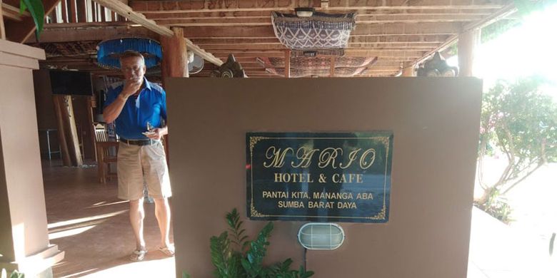 Hotel Mario berada di Pantai Kita Mananga Aba, Desa Ramadana, Kecamatan Loura, Kabupaten Sumba Barat Daya, Nusa Tenggara Timur, Sabtu (2/6/2018).