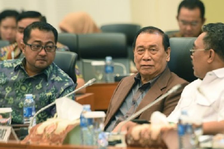 Wakil Ketua Banggar DPR RI Teuku Riefky Harsya mengapresiasi tanggapan yang disampaikan oleh Koordinator Panja Pemerintah yang diwakili oleh Dirjen Perimbangan Keuangan Kemenkeu