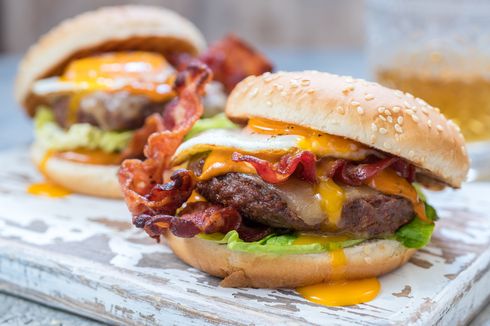 7 Tempat Makan Burger Hits di Yogyakarta, Sudah Pernah Coba?