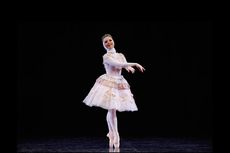 Profil Stephanie Kurlow, Balerina Berhijab Pertama di Dunia