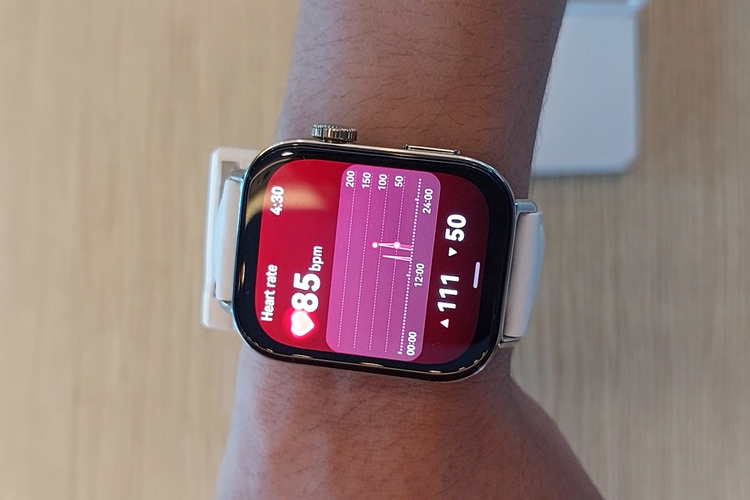 Fitur pemantauan detak jantung di Huawei Watch Fit 3.