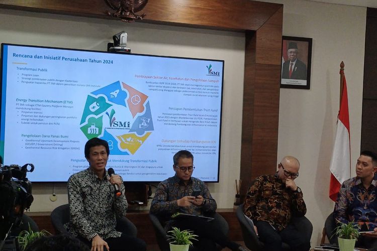 Direktur Utama PT SMI Edwin Syahruzad dalam acara Media Briefing sekaligus Berbuka Puasa Bersama di Jakarta, Rabu (27/3/2024).