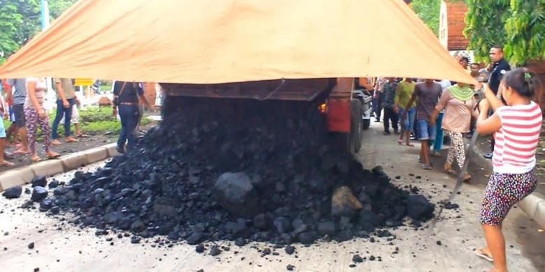 Ilustrasi batu bara. 