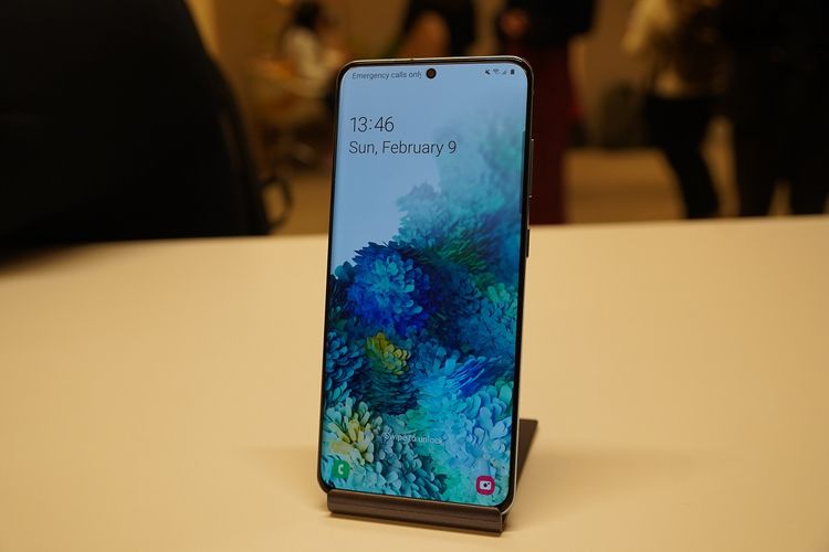 Pembeli yang memesan Galaxy S20 series pada masa pre order 12 Februari 2020, akan bisa mengambil perangkat yang dibeli mulai awal Maret 2020. 