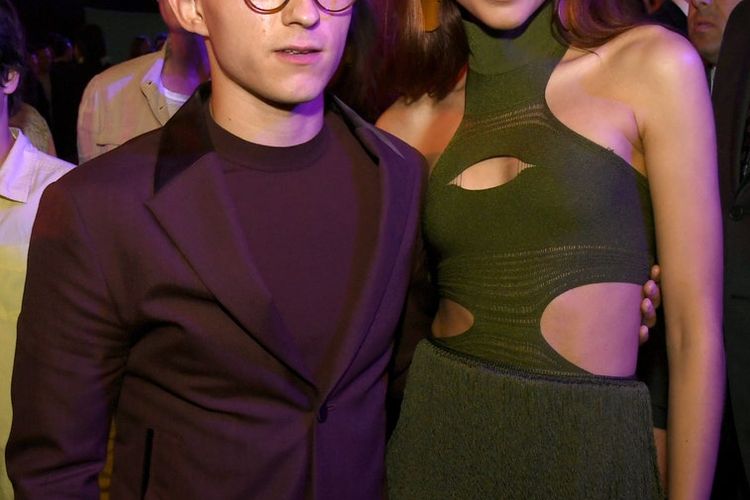Gaya berpakaian pasangan kekasih Zendaya dan Tom Holland yang selalu memukau.