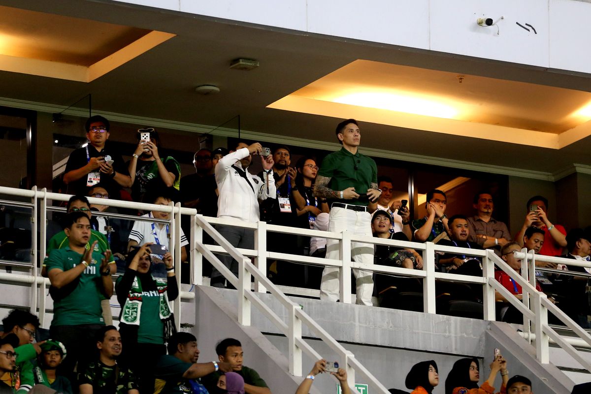 Pengalaman Ganindra Bimo di GBT: Sepak Bola Itu Hiburan, Bukan Kuburan
