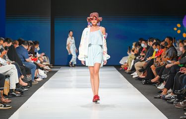 Fashion show brand lokal PINTU Incubator di JF3 Fashion Festival 2022