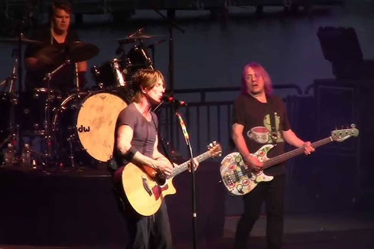 Goo Goo Dolls, grup band rock asal Amerika Serikat.
