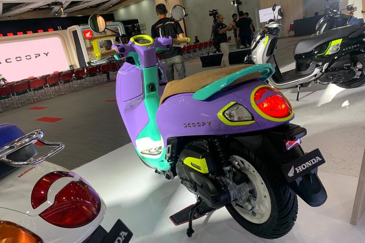 Modifikasi Honda Scoopy gaya Stylish