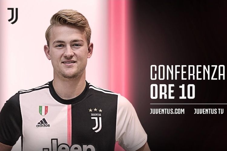 Matthijs De Ligt resmi berseragam Juventus.
