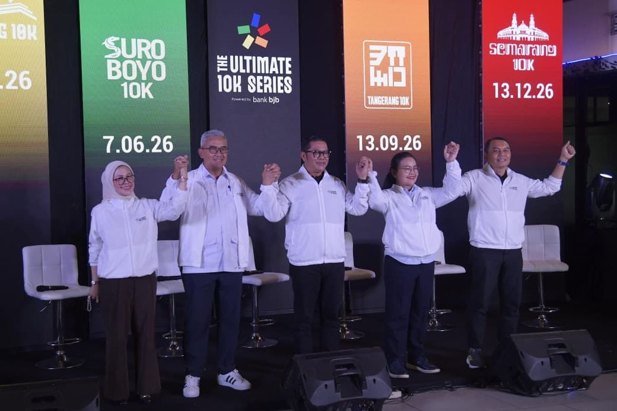 Wali Kota Semarang, Agustina Wilujeng berfoto bersama Wali Kota Bandung, Wali
Kota Surabaya, dan Wali Kota Tangerang saat peluncuran event lari Ultimate 10K Series di Jakarta, Selasa (10/3/2026).