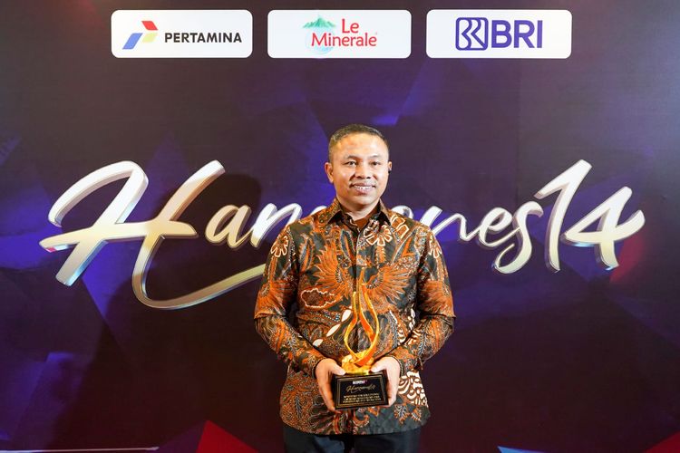 Gubri Abdul Wahid Terima Penghargaan Peduli Kesehatan dan Gizi Anak dari Kompas TV