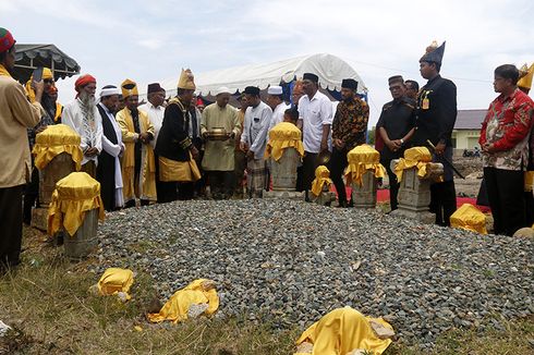 Keturunan Raja Aceh Doa Bersama di Bekas Istana Kerajaan yang Kini Jadi TPA Sampah