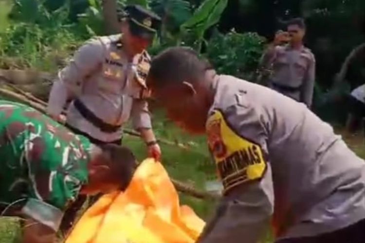 Warga Kuningan Tewas di Kali Cikumpa, Ditemukan Tanpa Celana