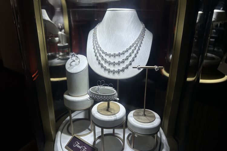 Frank & co. Merayakan 30 Tahun dengan Pameran Imersif Bertema Cinta Sejati