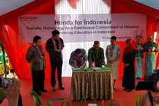 Transfer Teknologi Honda ke Siswa SMK