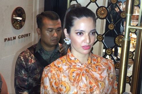 Unggah Video Setrika Baju, Nia Ramadhani Lagi-lagi Jadi Perbincangan