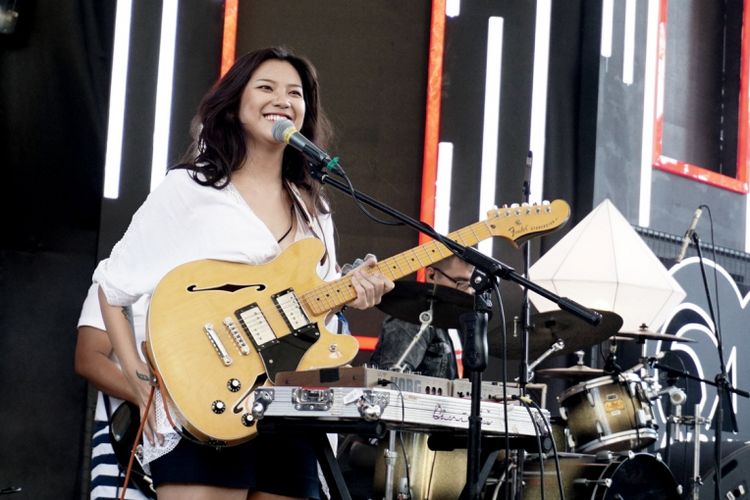 Vokalis Danilla tampil di Slim Refine Stage, Garuda Wisnu Kencana (GWK), Bali, Minggu (9/9/2018). 