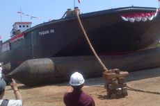 Percepat Pembersihan Eceng Gondok, Pemerintah Operasikan 3 Kapal Keruk