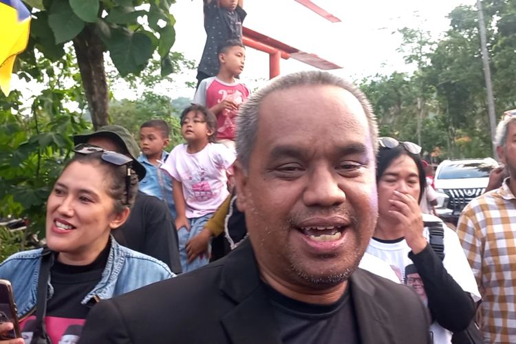 Saat ditemui Kompas.com, Politisi PAN Kabupaten Cirebon, Heru Subagja ini  mengaku akibat dari mendukung Ganjar Pranowo dalam pilpres 2024 mendatang ia dipecat dari jabatan ketua Partai Amanat Nasional. 