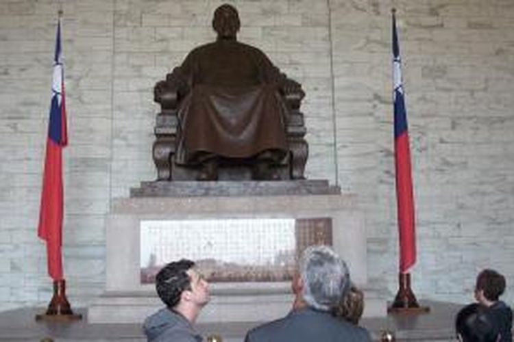 Chiang Kai-shek Memorial Hall di Taipei, Taiwan.