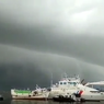 Video Viral Awan Mirip Ombak Tsunami di Makassar, Ini Penjelasannya