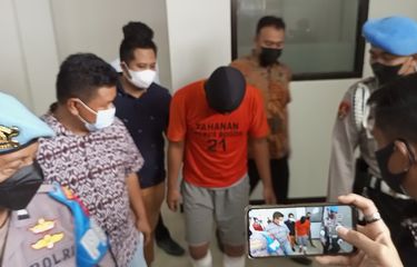 Bekap Pacar hingga Tewas, Pria Ini Bawa Mayat Korban Naik Motor ...