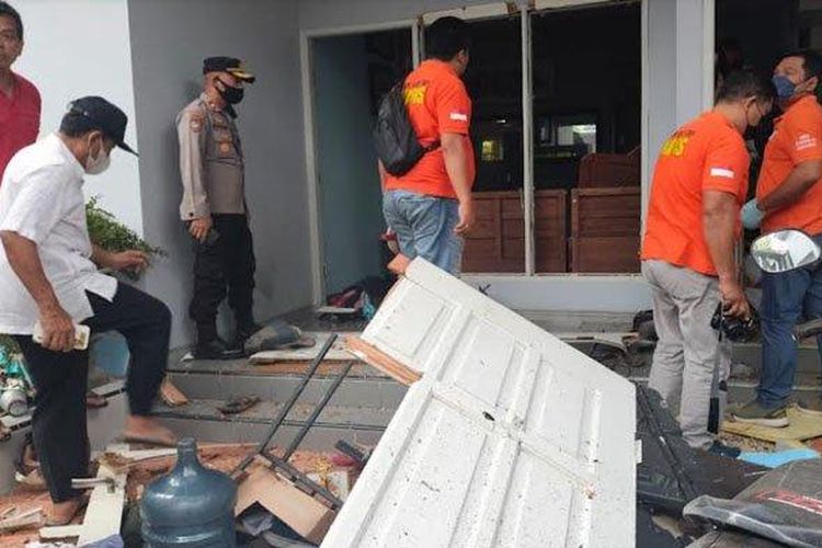 Ledakan tabung elpiji 12 kilogram di Surabaya. (Istimewa)