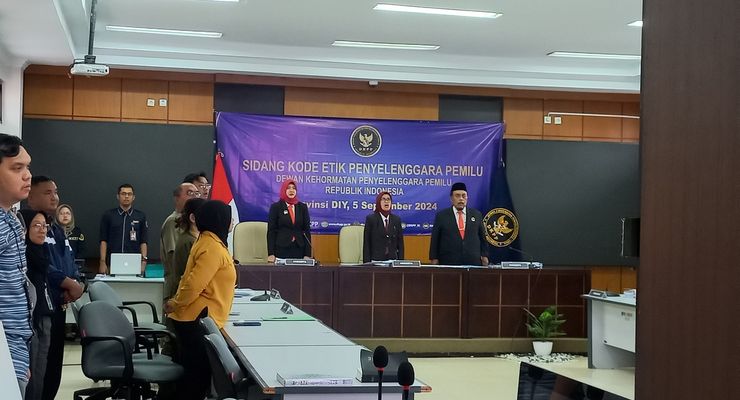 Ketua Bawaslu Sleman Jalani Sidang DKPP, Apa yang Terjadi?