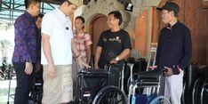 Bantu 40 Penyandang Disabilitas, Pemkab Jembrana Bagikan Alat Bantu Senilai Rp 96 Juta 