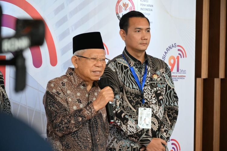 Wakil Presiden RI Ma’ruf Amin dan Ketua KPI Ubaidillah dalam konferensi pers di ICE BSD, Tangerang, Banten, Senin (24/6/2024).