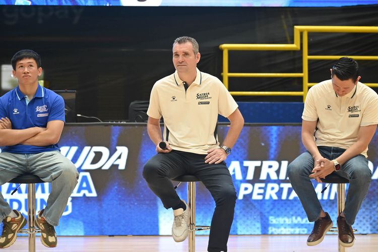 Pelatih Satria Muda Bandung Djordje Djocovic membawa misi di Indonesian Basketball League (IBL) 2026. 