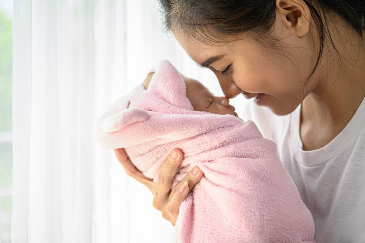 Ilustrasi bayi, cara merawat kulit bayi usia 0-6 bulan