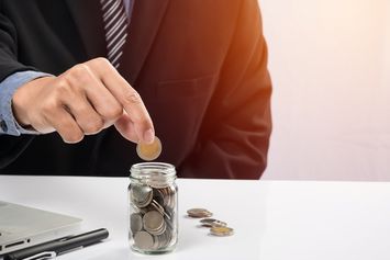 Masih Takut untuk Memulai Investasi? Berikut 5 Cara Menabung Saham yang Mudah dan Aman bagi Pemula