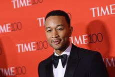 Belajar Renang di Usia 40 Tahun, John Legend Tuai Pujian