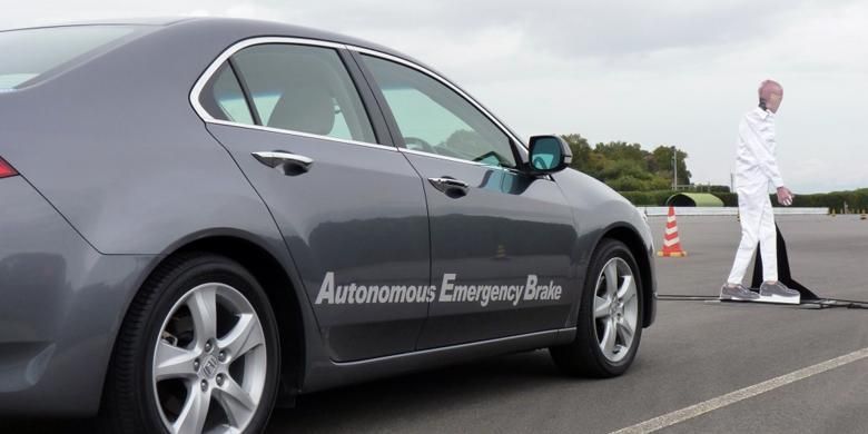 Honda Autonomous Emergency Braking