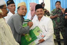 4.851 Guru Ngaji di Situbondo Dapat Uang Lebaran, Bupati Karna: Tolong Jangan Dilihat Nominalnya