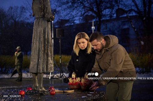 Zelensky Minta Rakyat Ukraina Bertahan Hadapi Serangan Rusia saat Natal